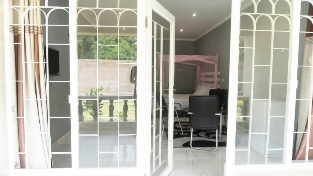 Adams Lodges Ltd Mangochi Εξωτερικό φωτογραφία